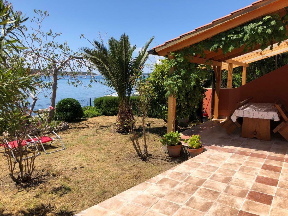 House Ema Villa Barbat na Rabu Bagian luar foto