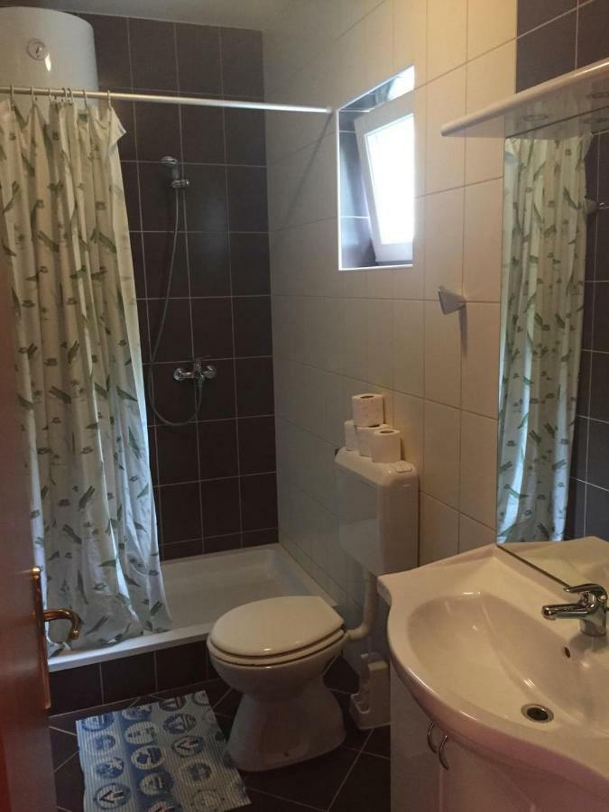 House Ema Villa Barbat na Rabu Bagian luar foto