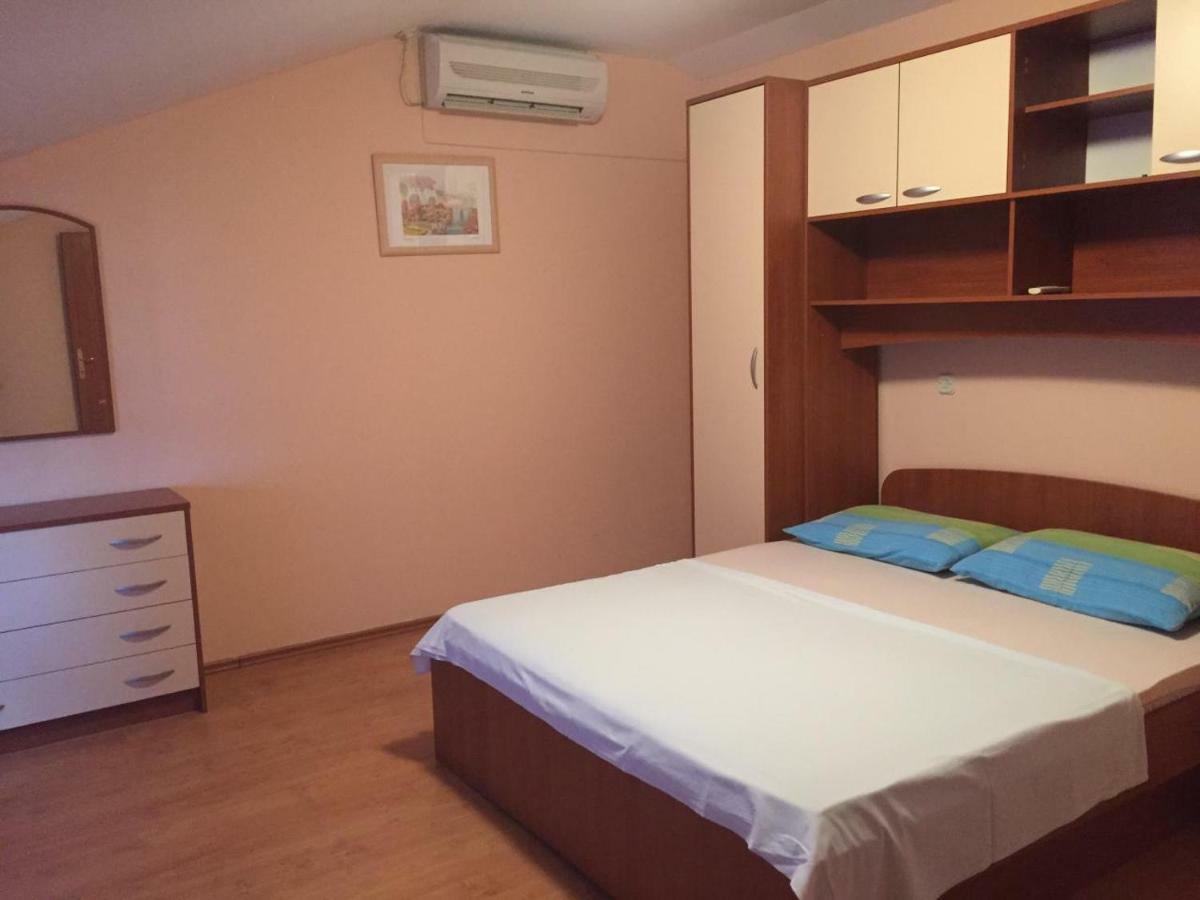 House Ema Villa Barbat na Rabu Bagian luar foto